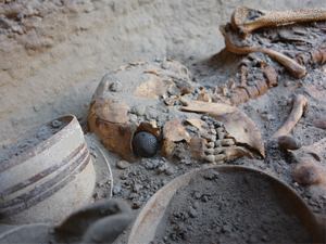 Найденный скелет женщины-жрицы весьма необычен